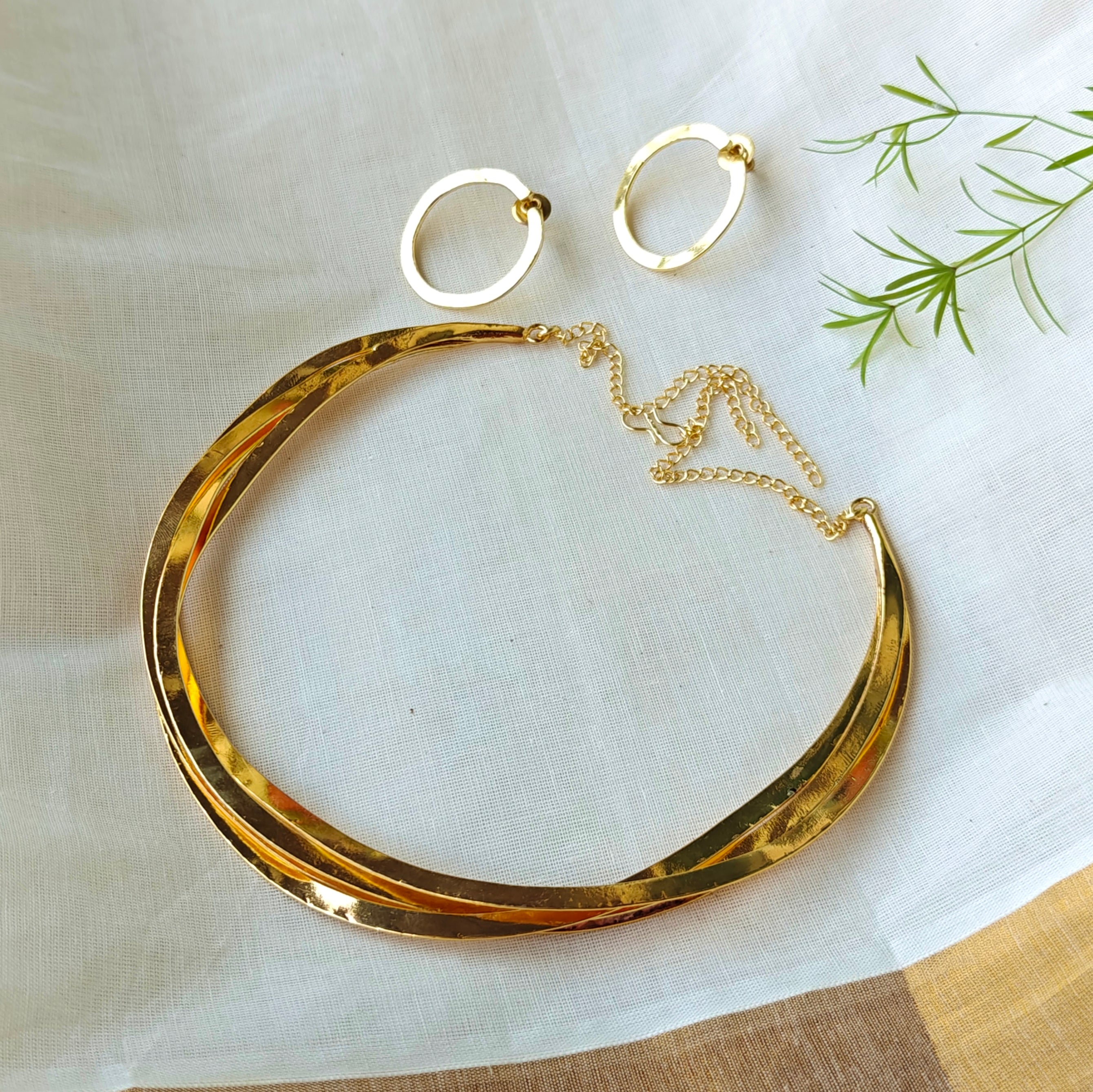 Luna Layered Collar Necklace set