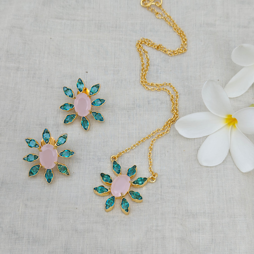 Floral Bloom Crystal Pendant set