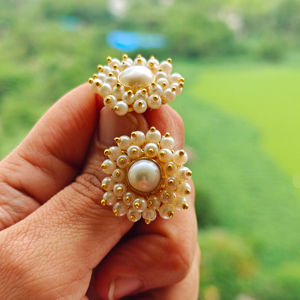 White freshwater pearl cluster small studs