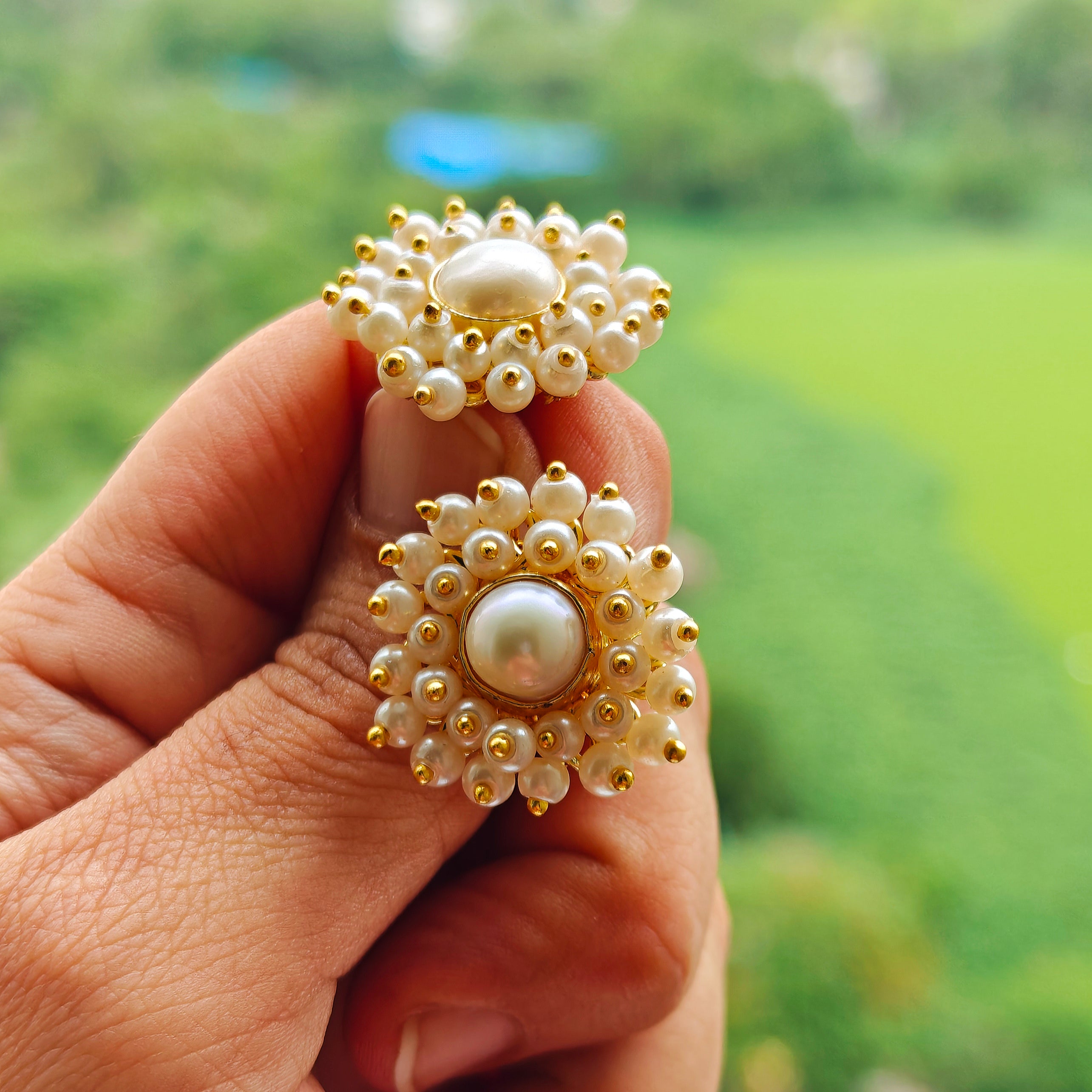 White freshwater pearl cluster small studs