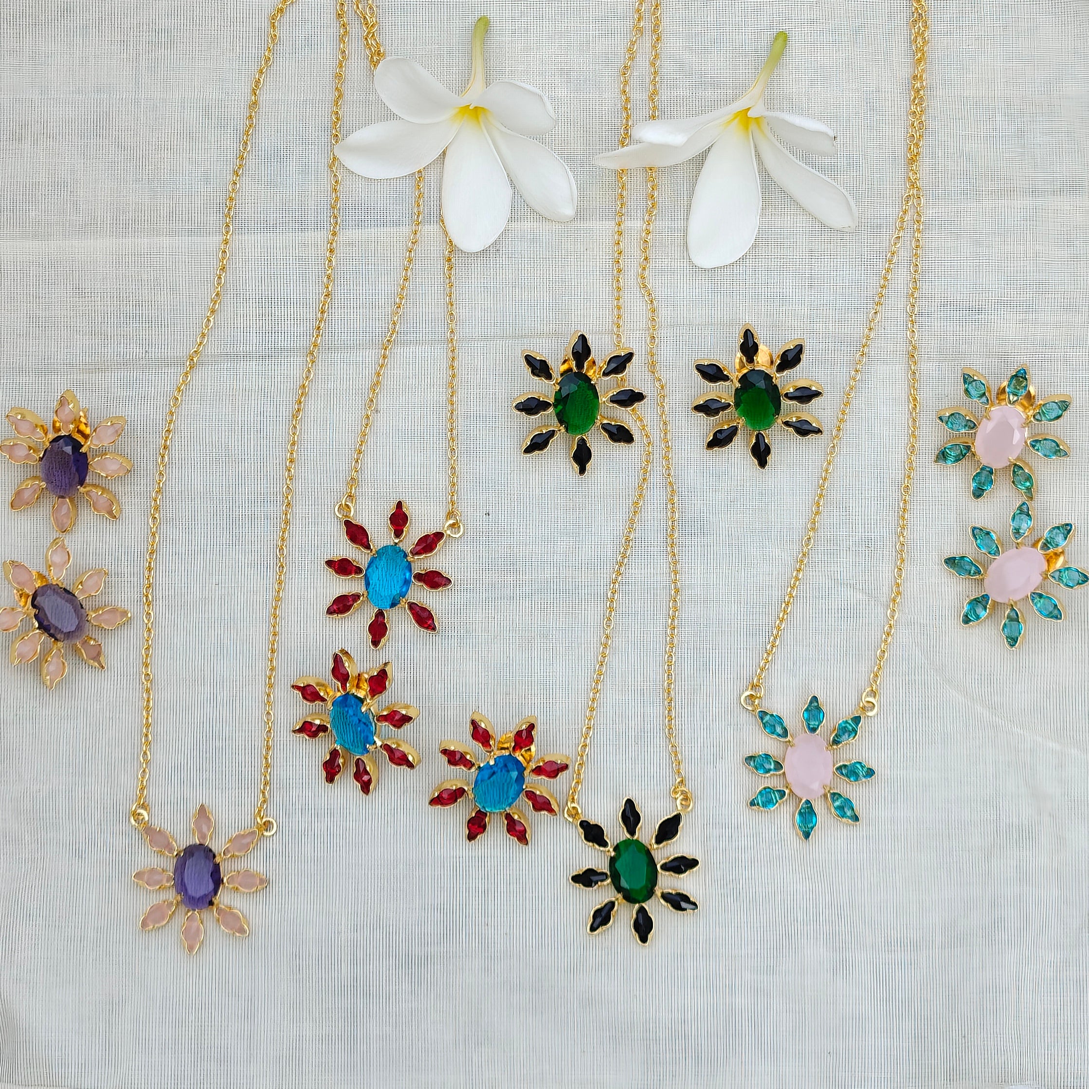 Floral Bloom Crystal Pendant set