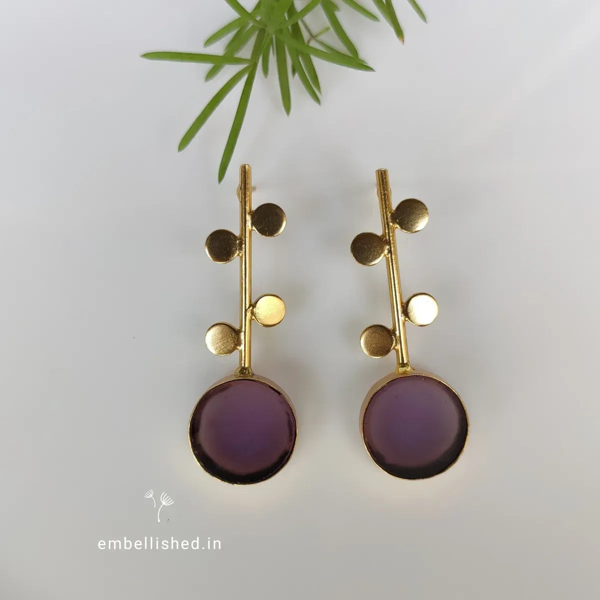 Floret stick earrings with grape smoky glass stones