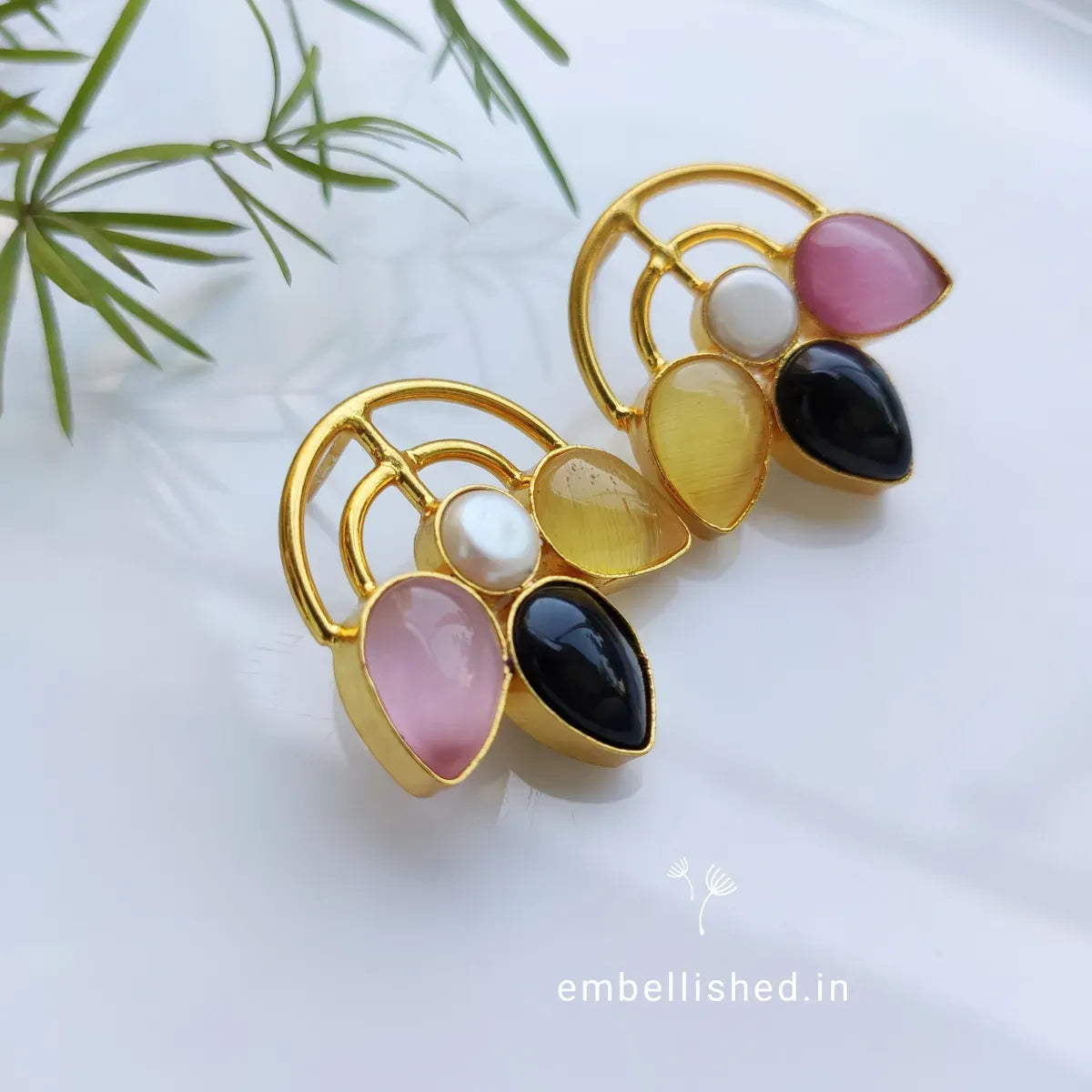 Monalisa dewdrop big studs