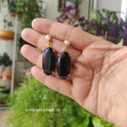 Chalcedony candy drop earrings with pearl - black