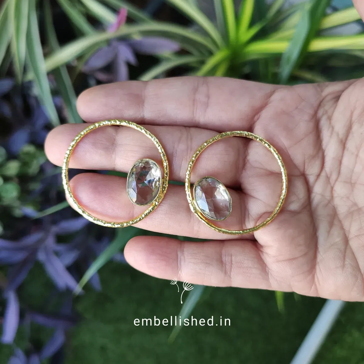 Loop studs with colored stones - sparkle