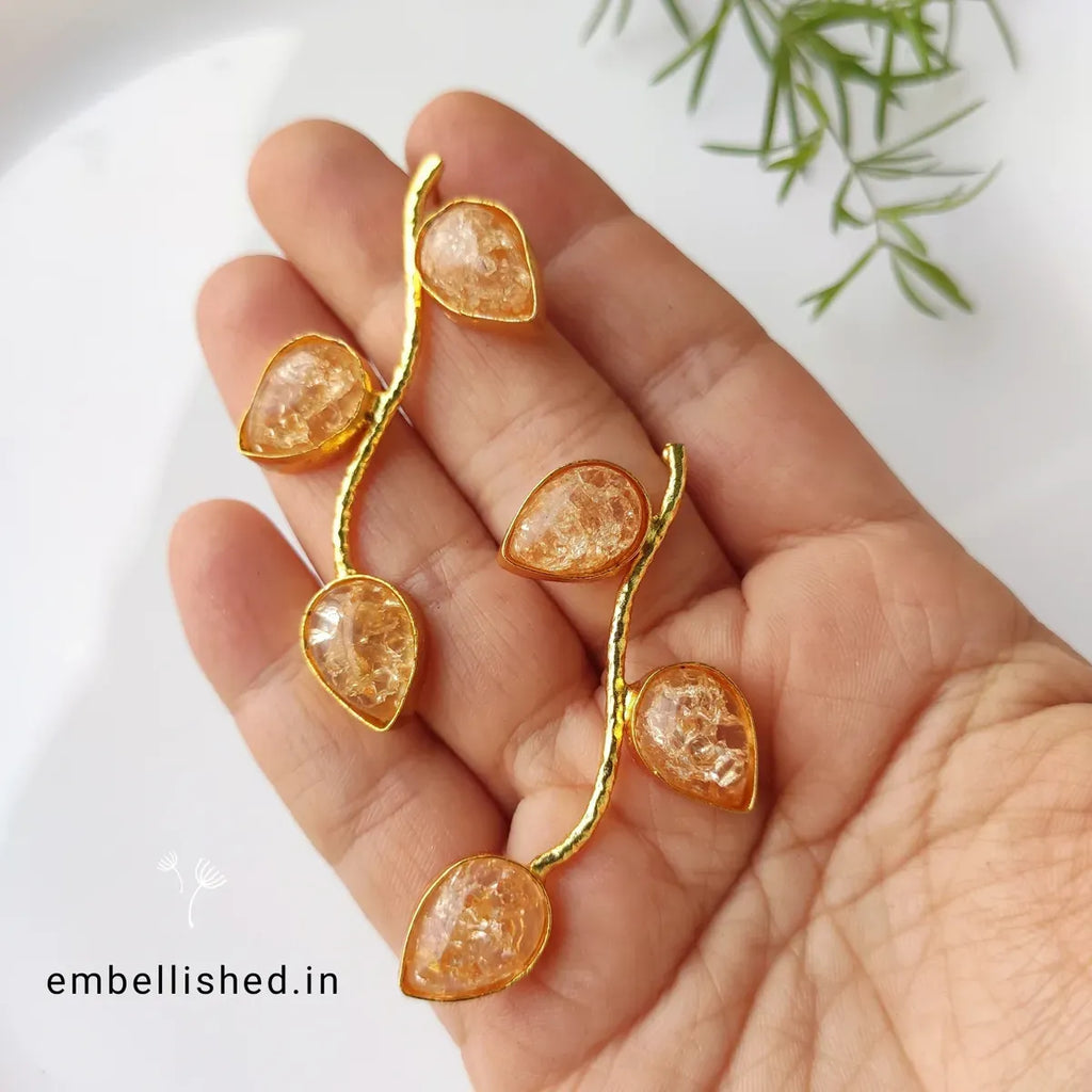 Vine earrings with frosted glass stones - peach