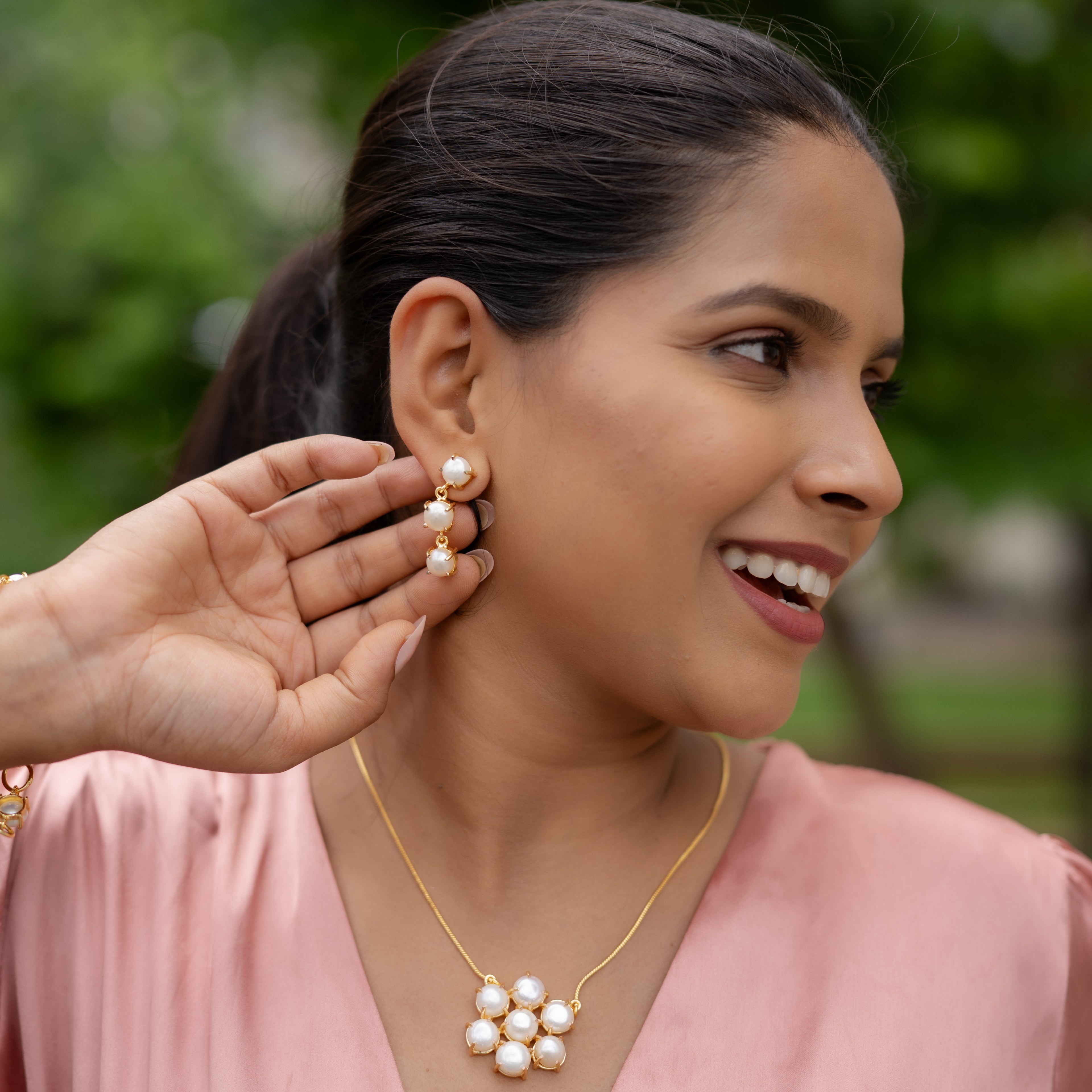 Pearl Bloom Necklace Set