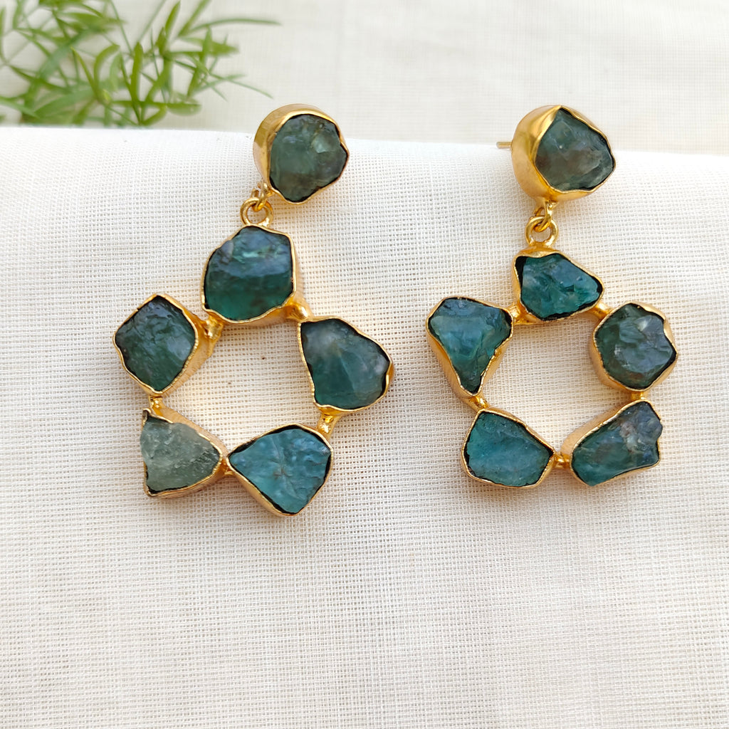 Posh uncut Aventurine stone circle drop earrings