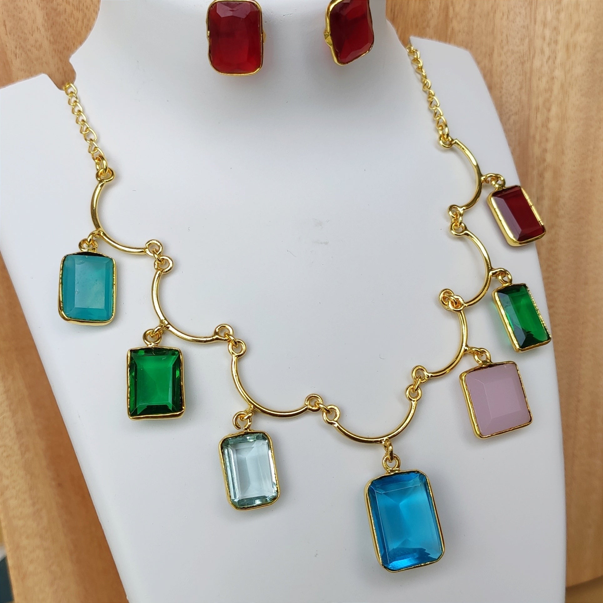 Kaleidoscope necklace set