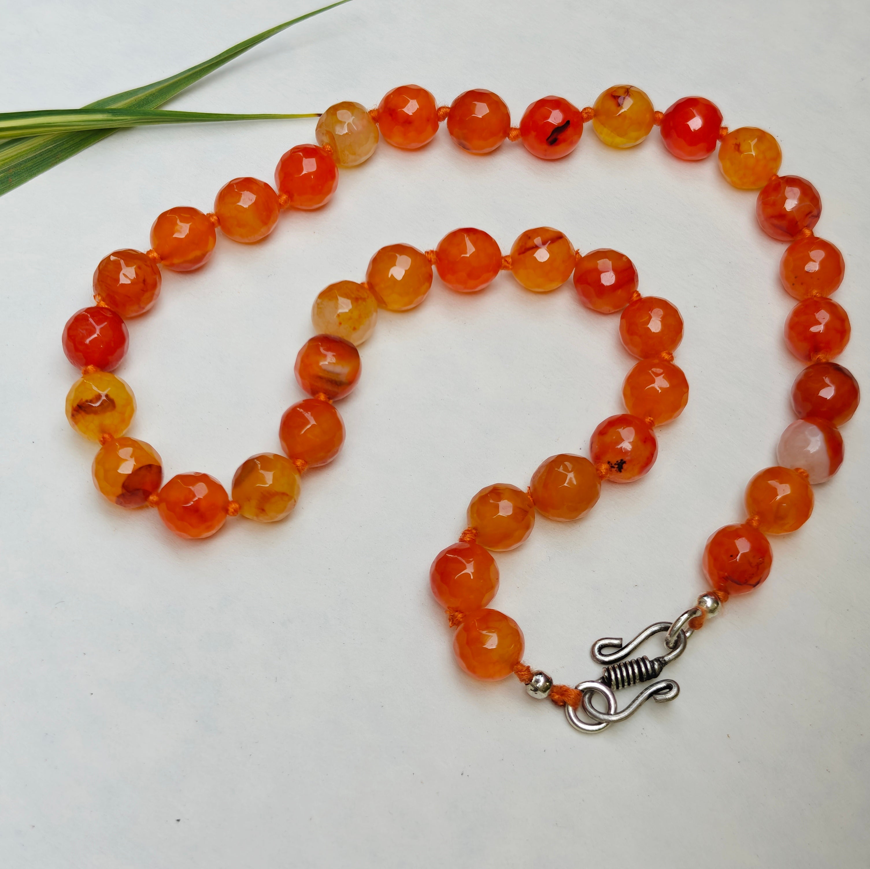Agate beads short necklace
