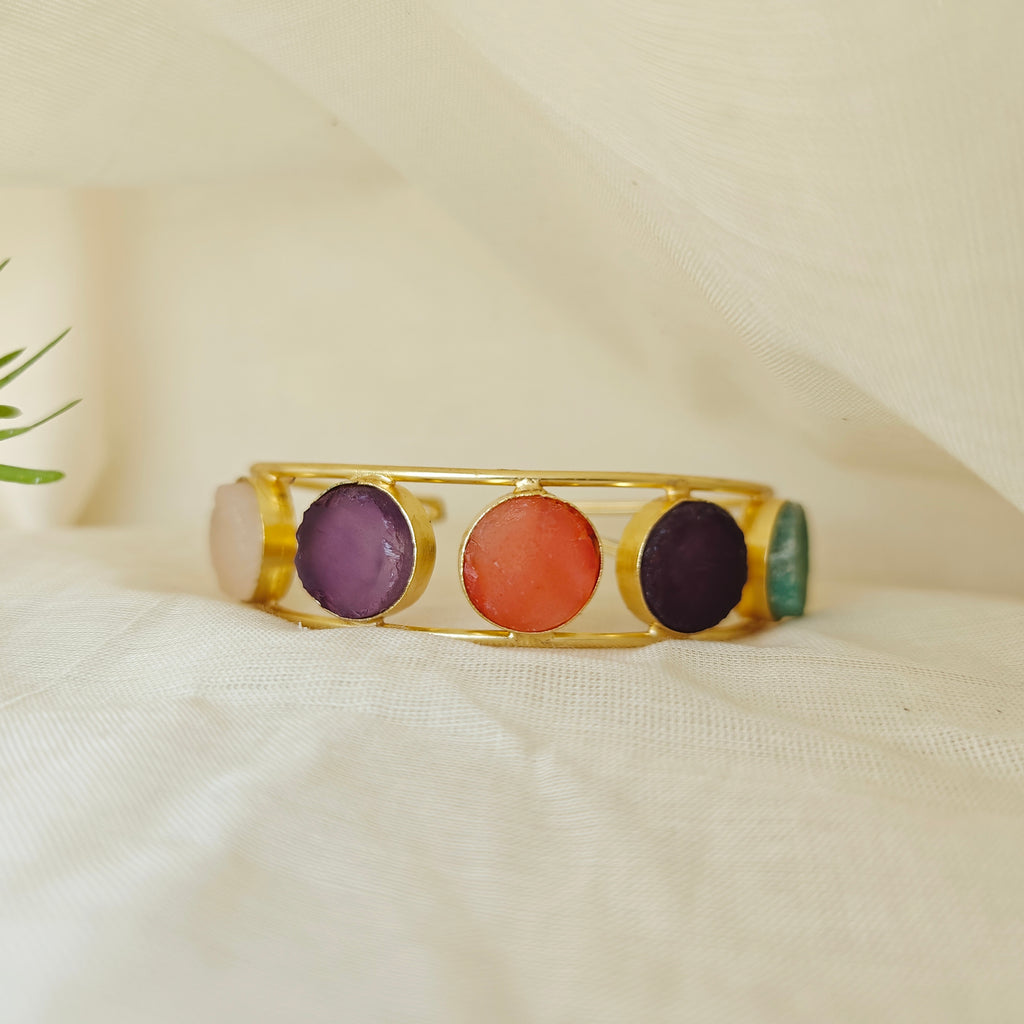 Multi-stone round cuff bracelet