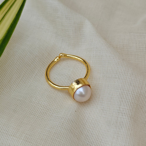 Freshwater Pearl finger ring