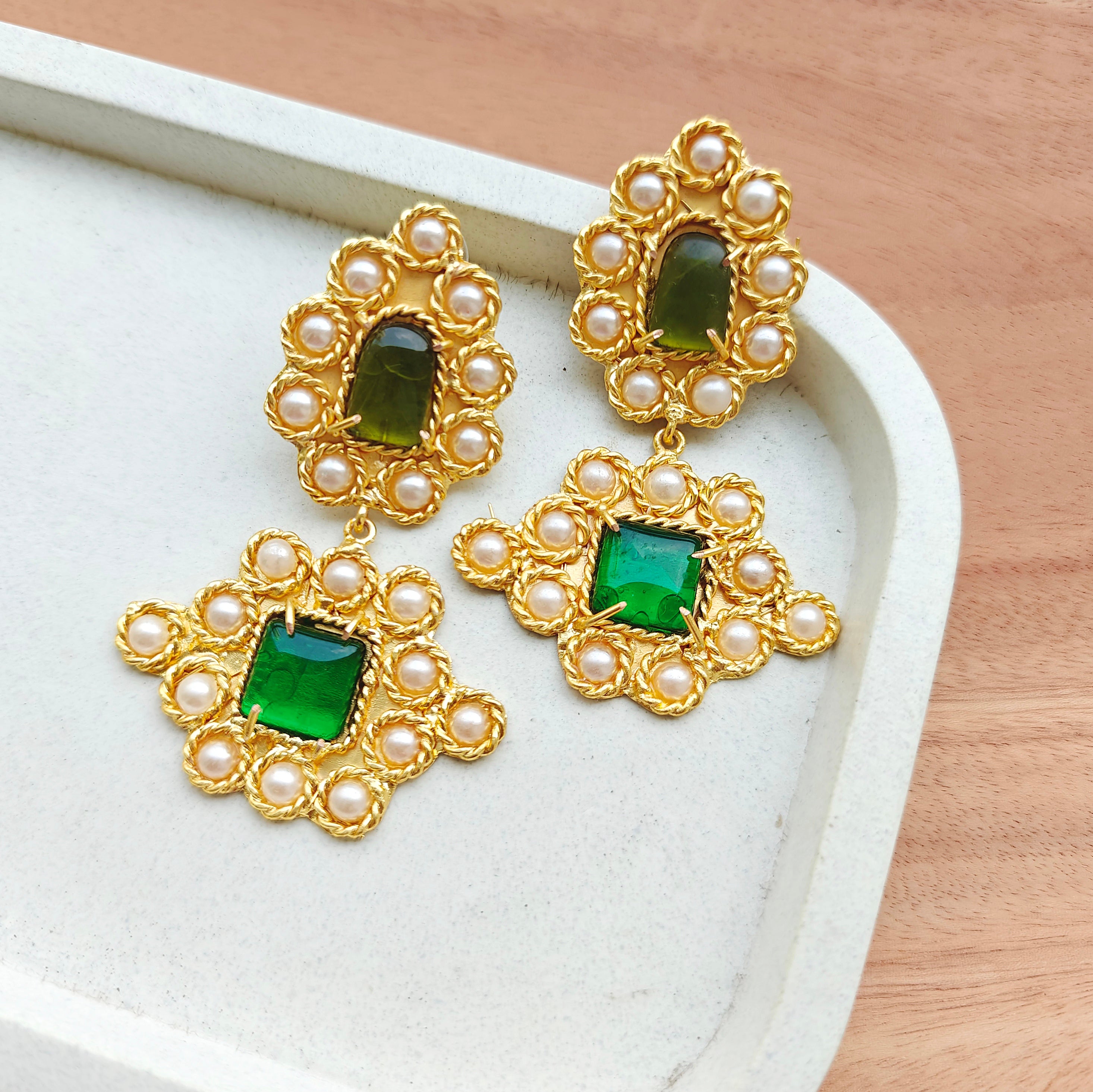 Large Bohemian studded earrings - green