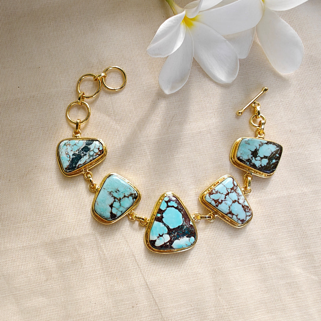 Matrix Turquoise Bracelet in gold frame