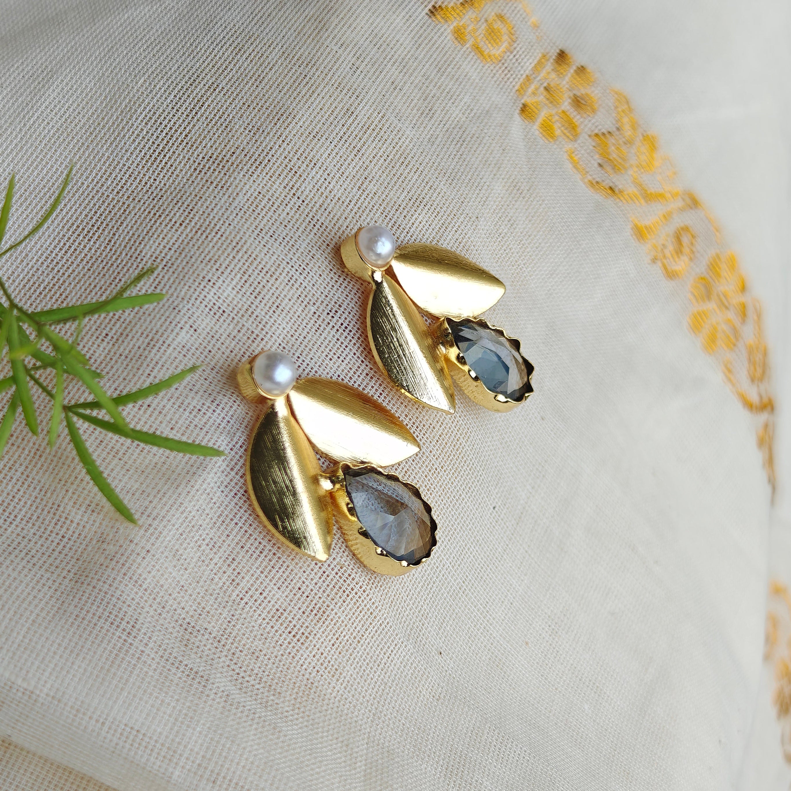 Smokey Blossom Pearl Studs