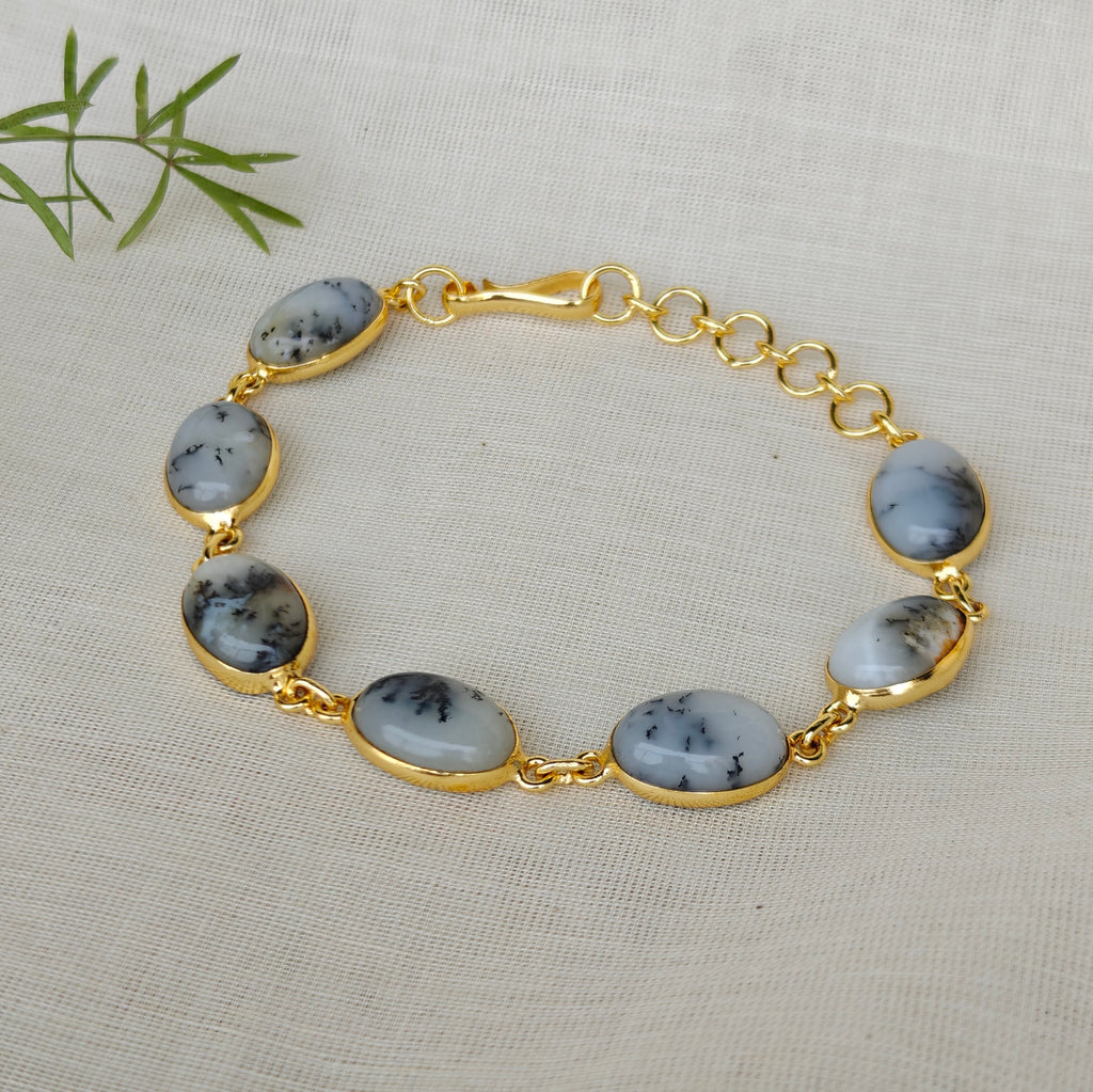 Natural stones slim bracelet