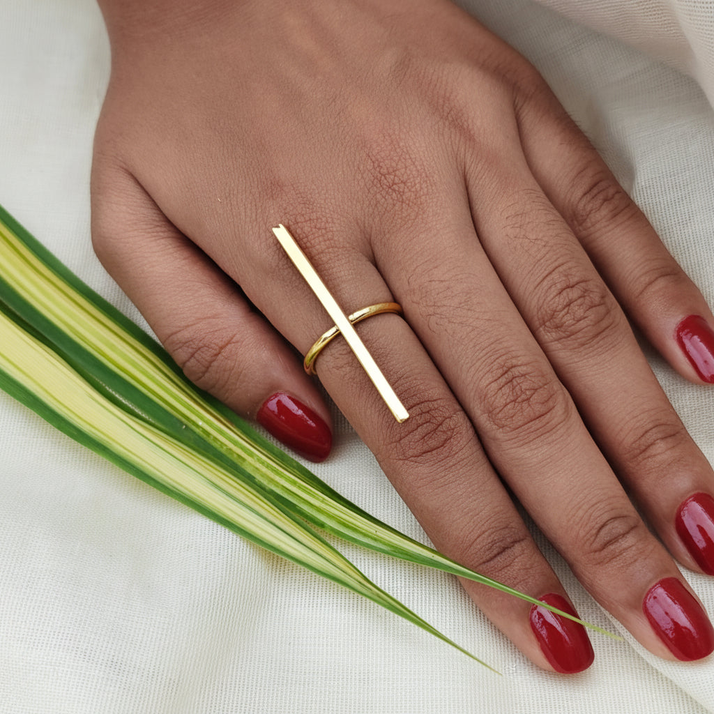 Golden Stick finger ring