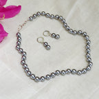 Timeless classic pearl necklace set - grey