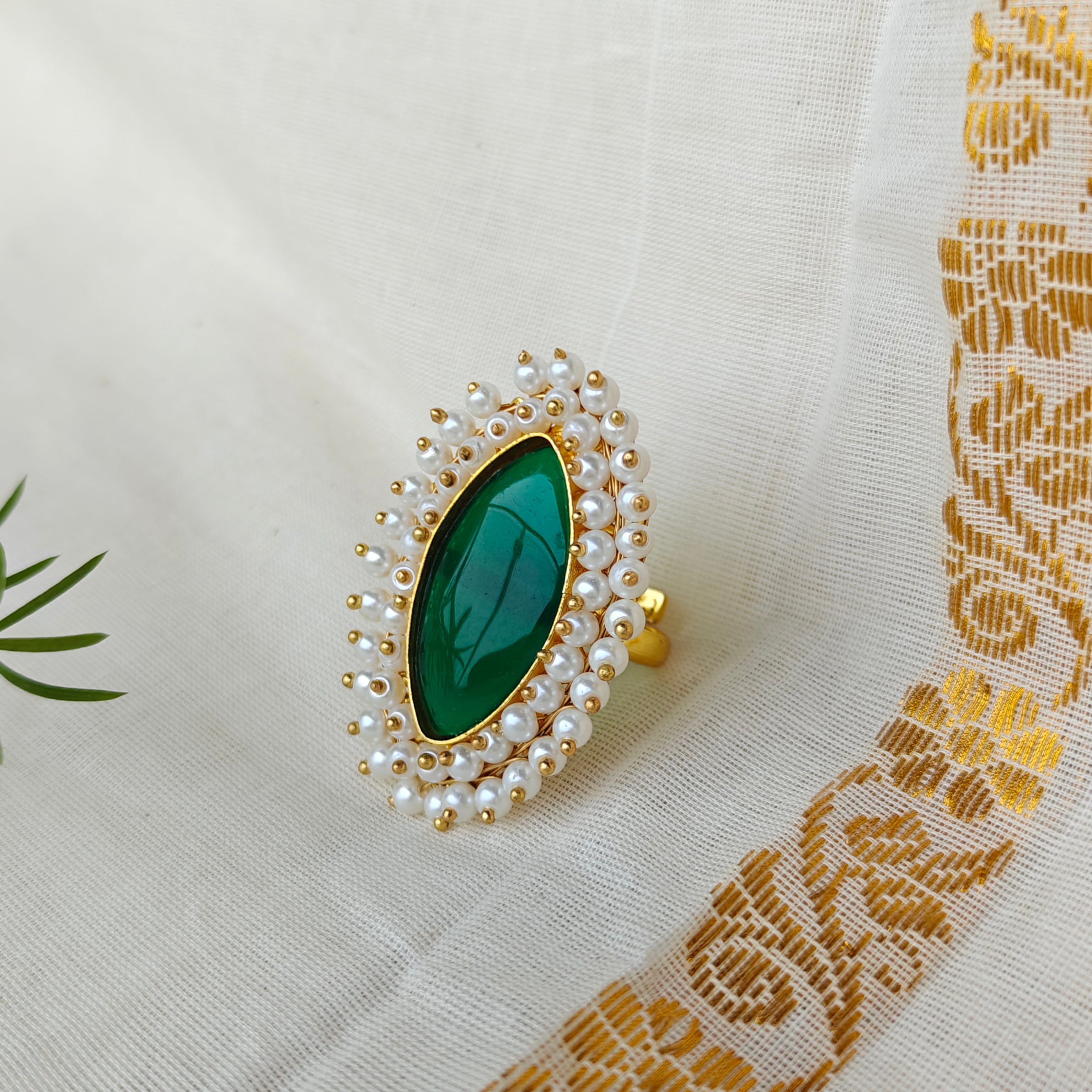 Monalisa Marquise Cluster pearls ring - green