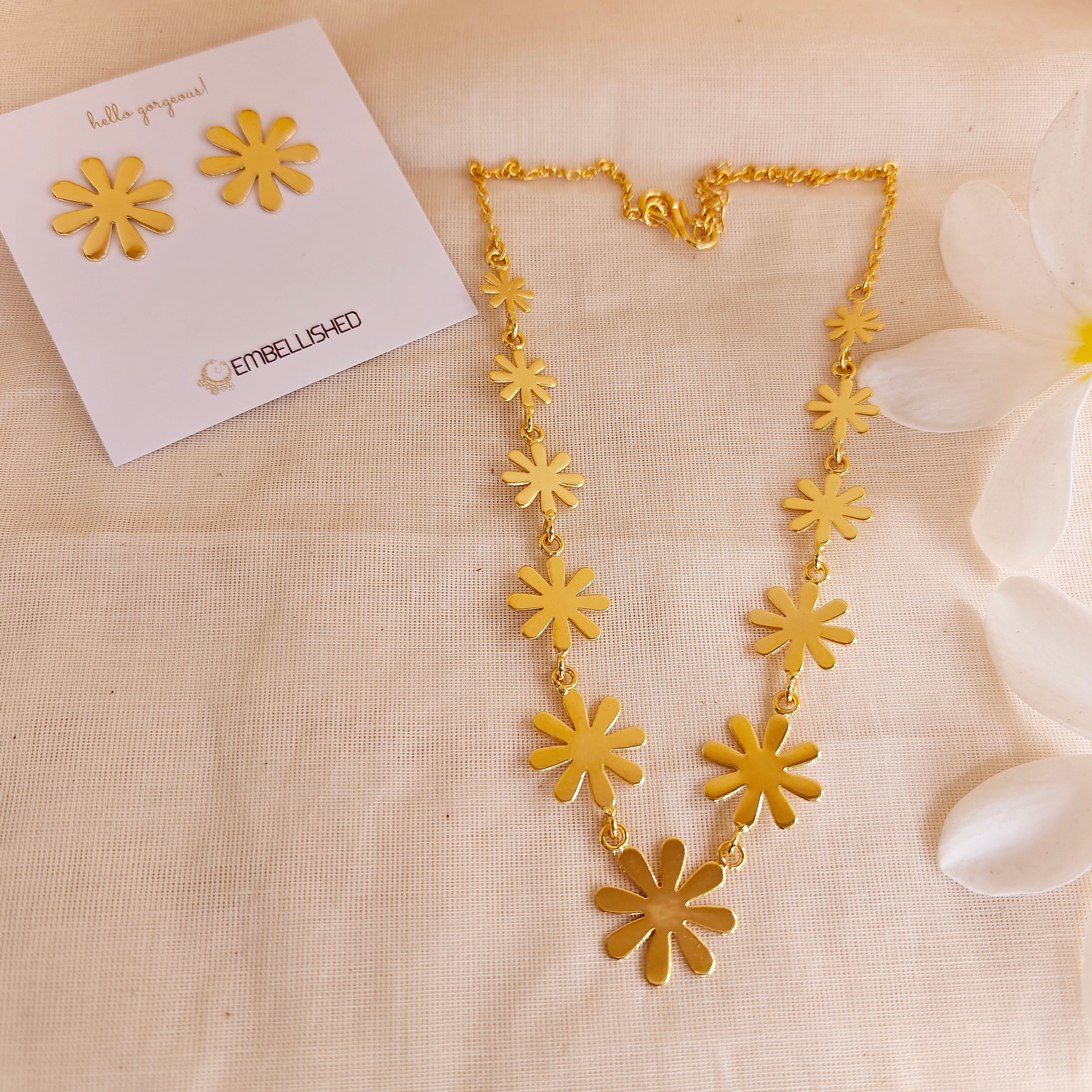 Golden Floral Princess necklace set