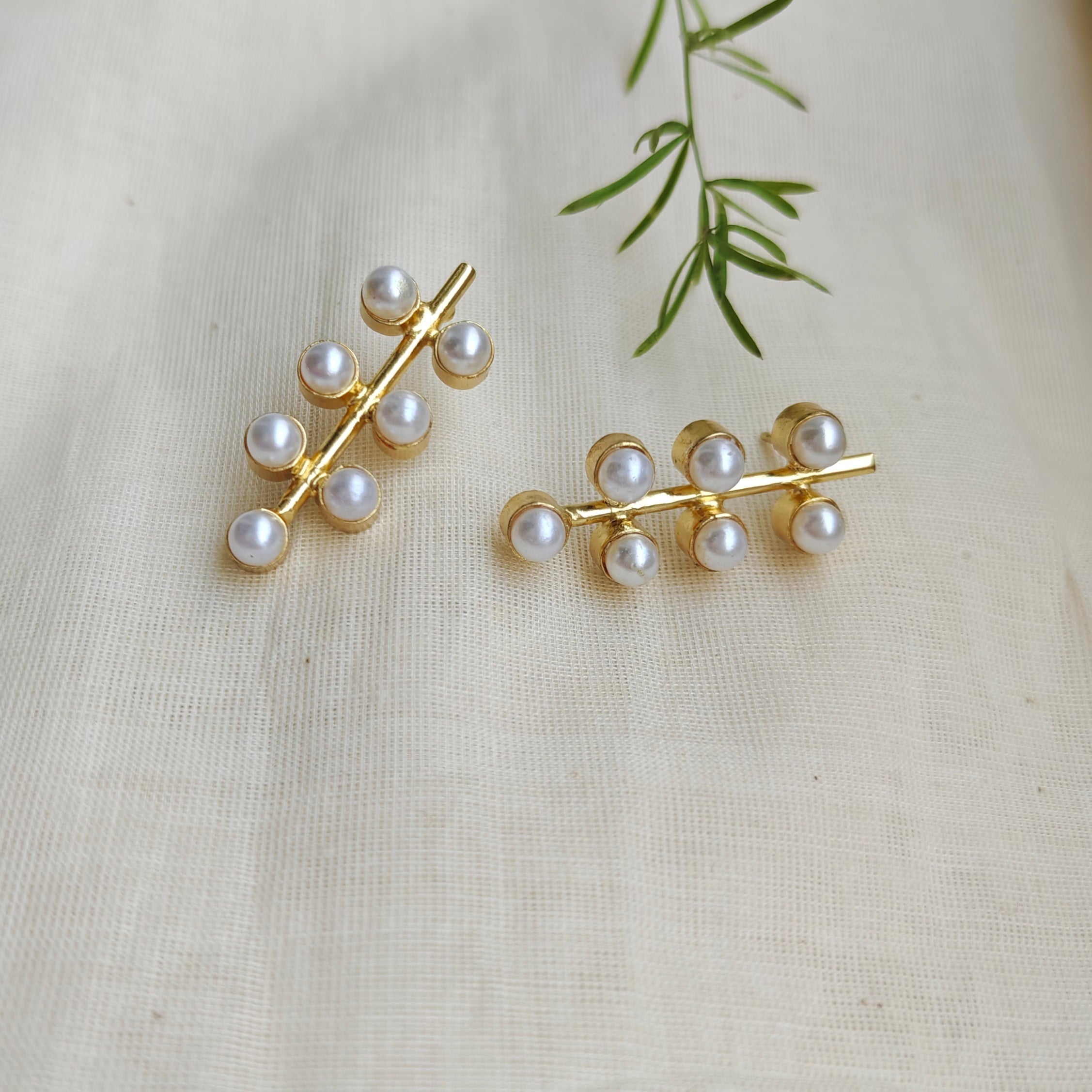 Mini Pearl Grapebunch earrings
