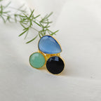 Monalisa stones trio finger ring