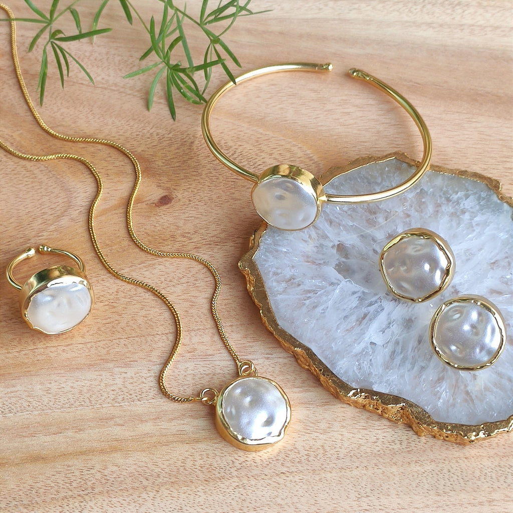 Ivory Glow Baroque Pearls set