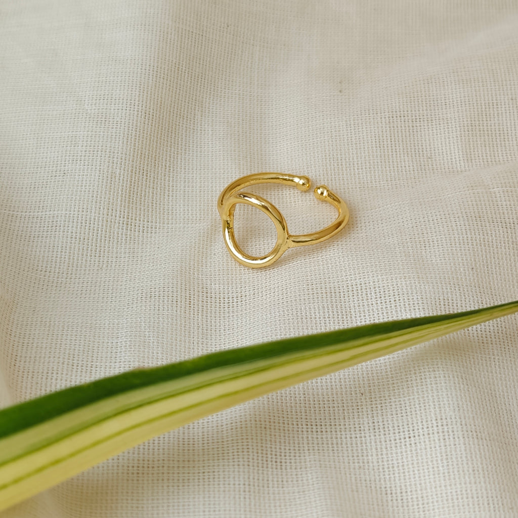 Golden Bubble finger ring