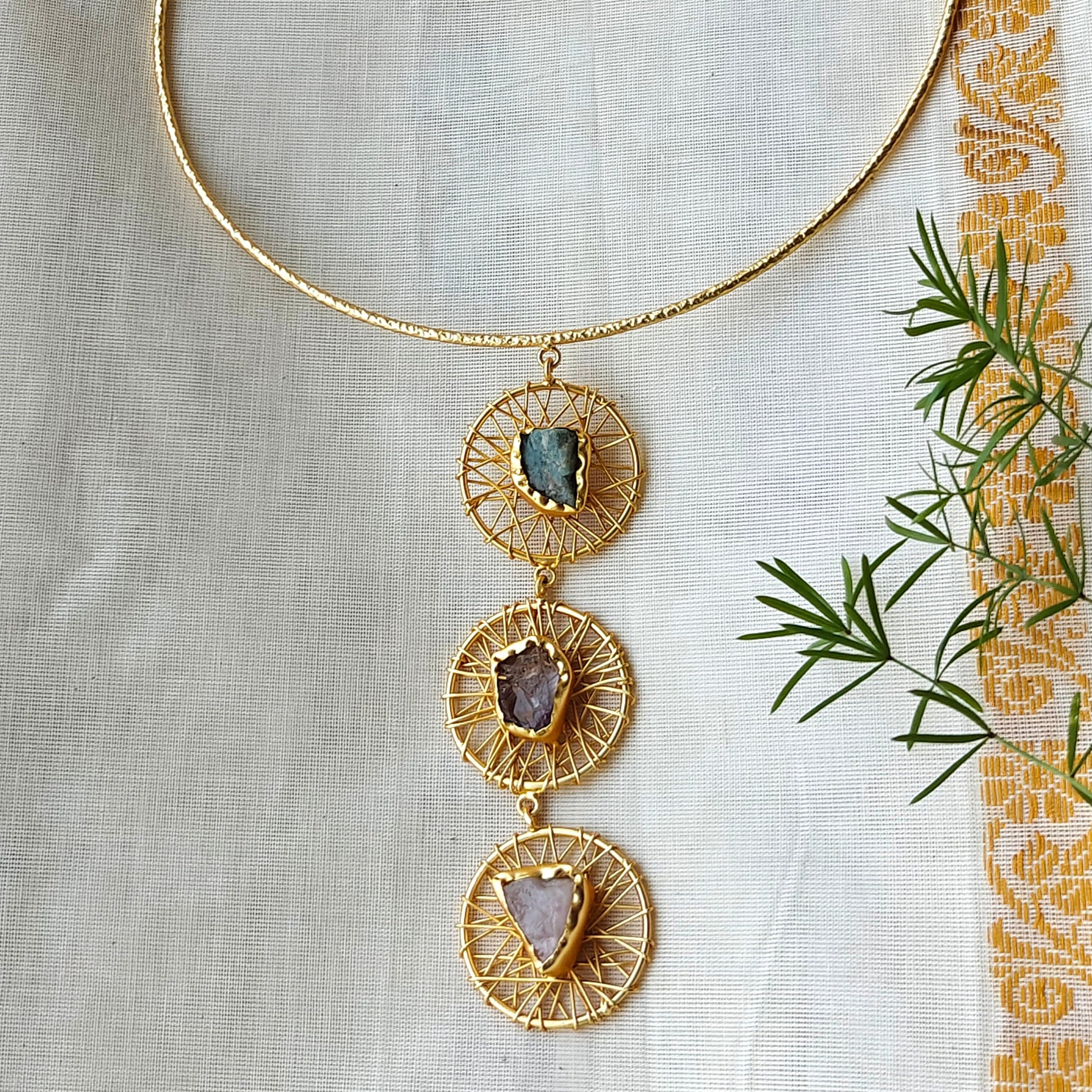 Aurora raw stones wire wrapped hasli set