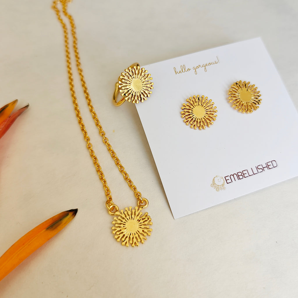 Golden Snowflake Necklace, Studs and Ring Set