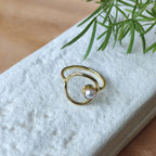 Gold bubble and mini pearl finger ring