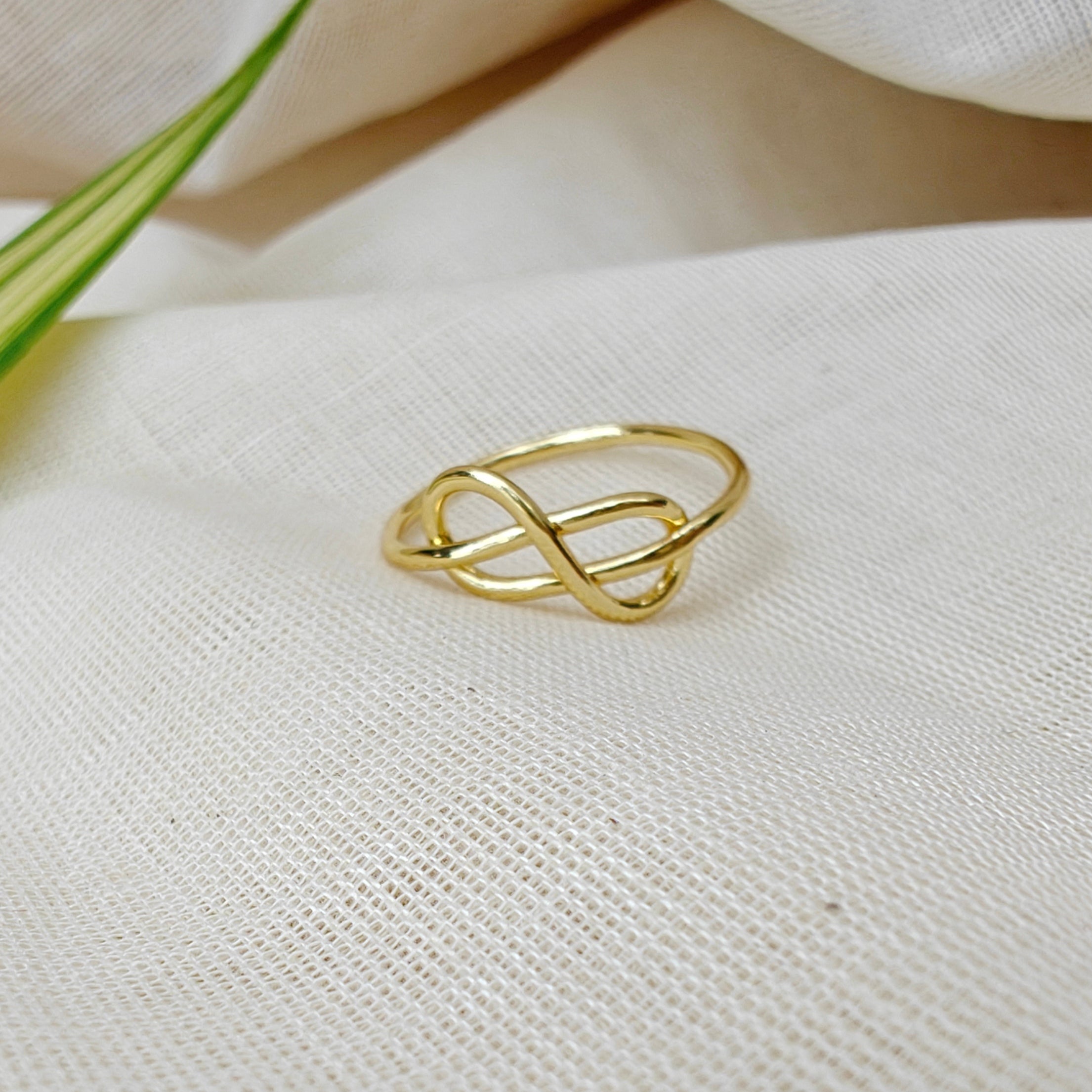 Golden Infinity finger ring