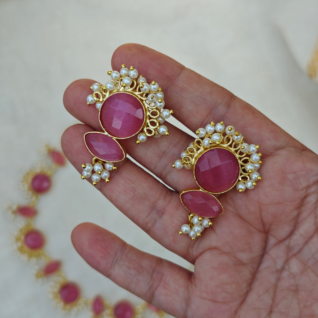 Pink Blushing Petals Pearl Necklace set