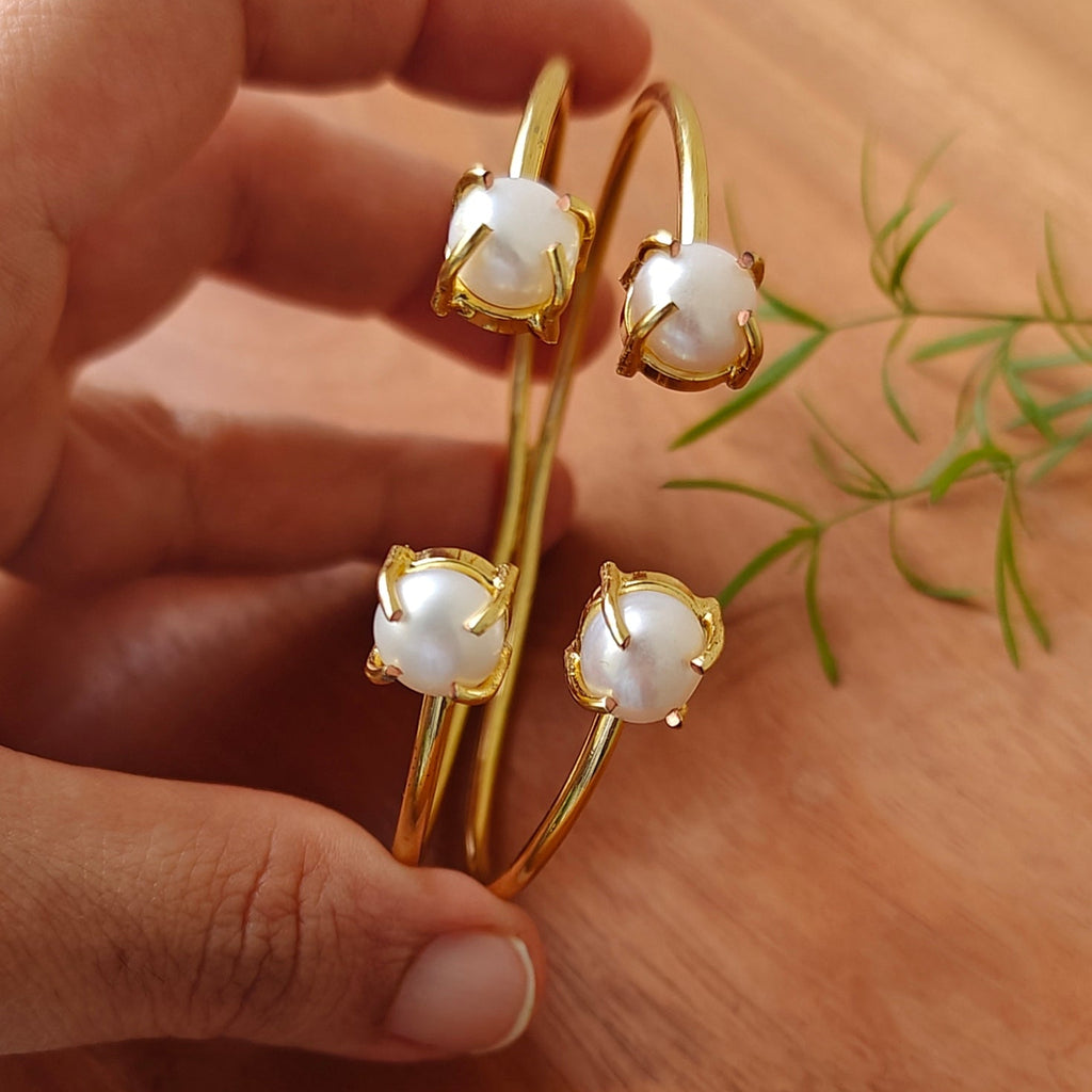 Twin Pearl Bloom Open Bangle