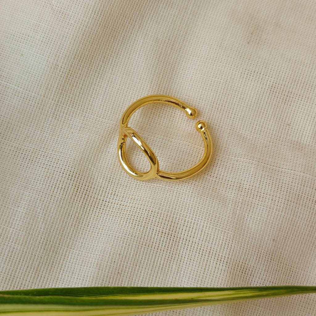 Golden Bubble finger ring