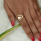 Golden Arrow finger ring