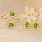 Emerald Bloom Daisy Bracelet and Earrings Set