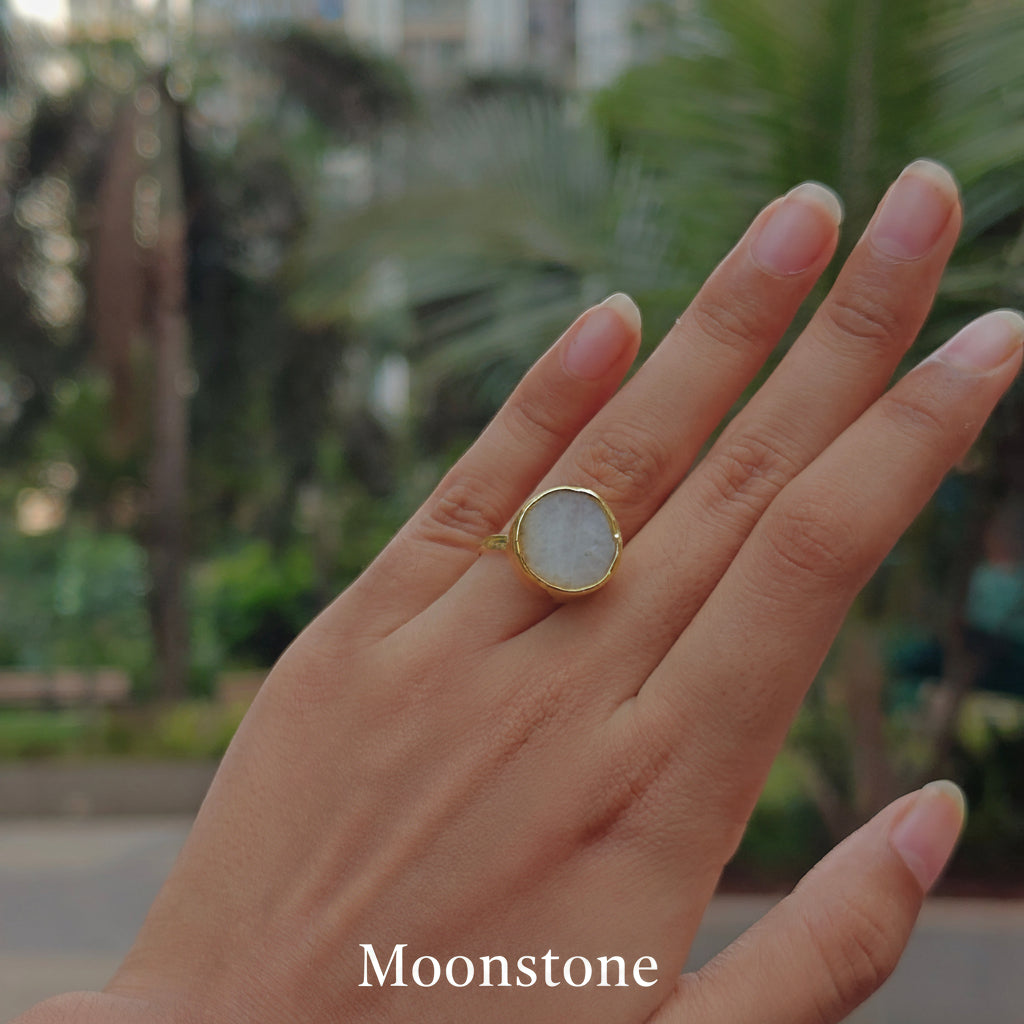 Natural Stone Button finger ring