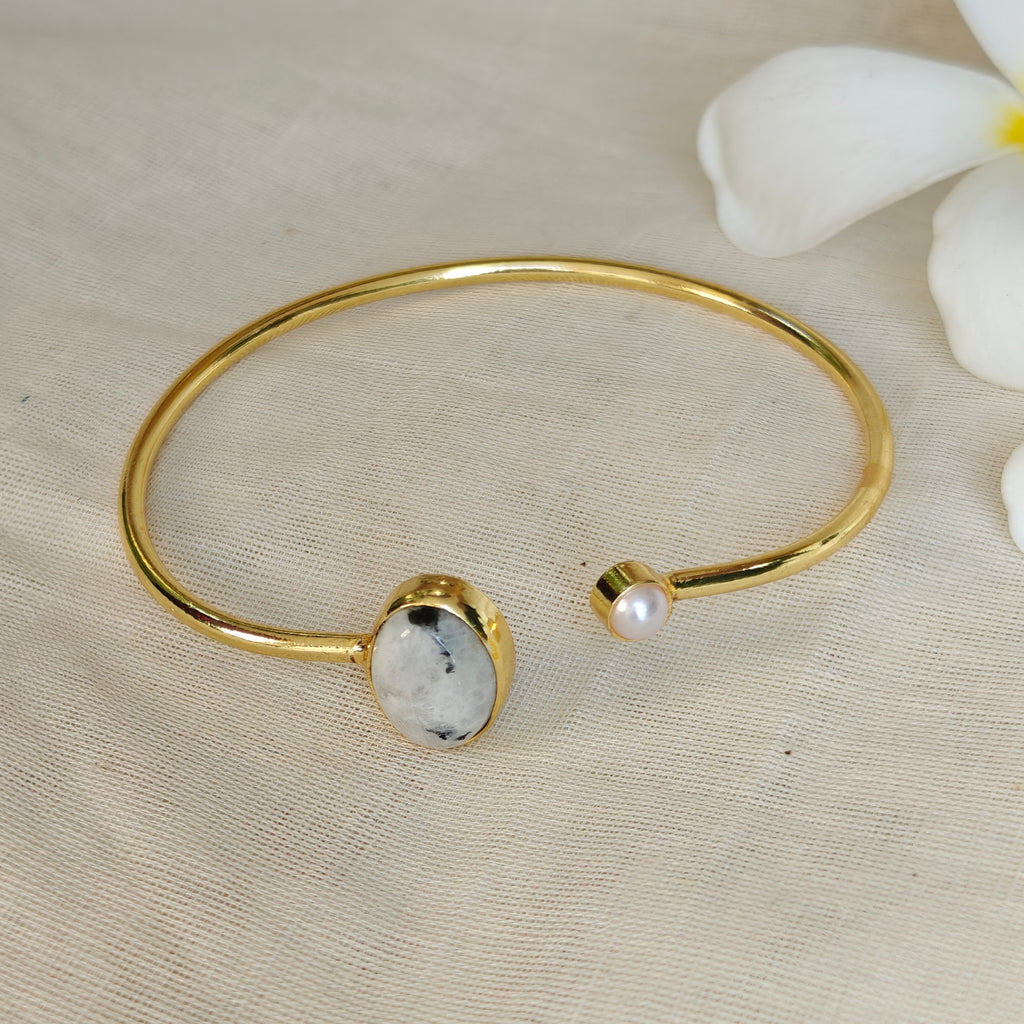 Moonstone and Pearl slim kada