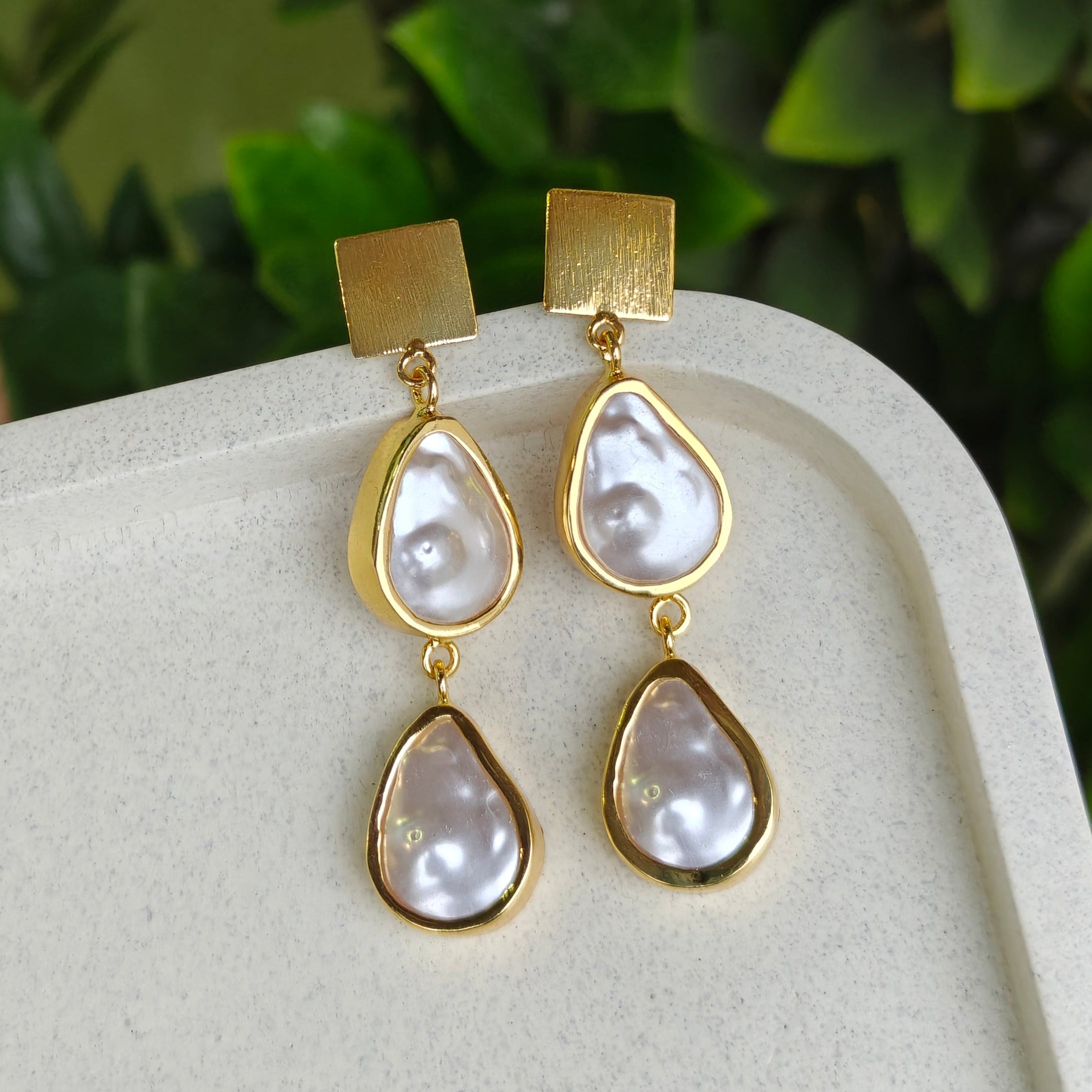 Pearl Raindrop Earrings