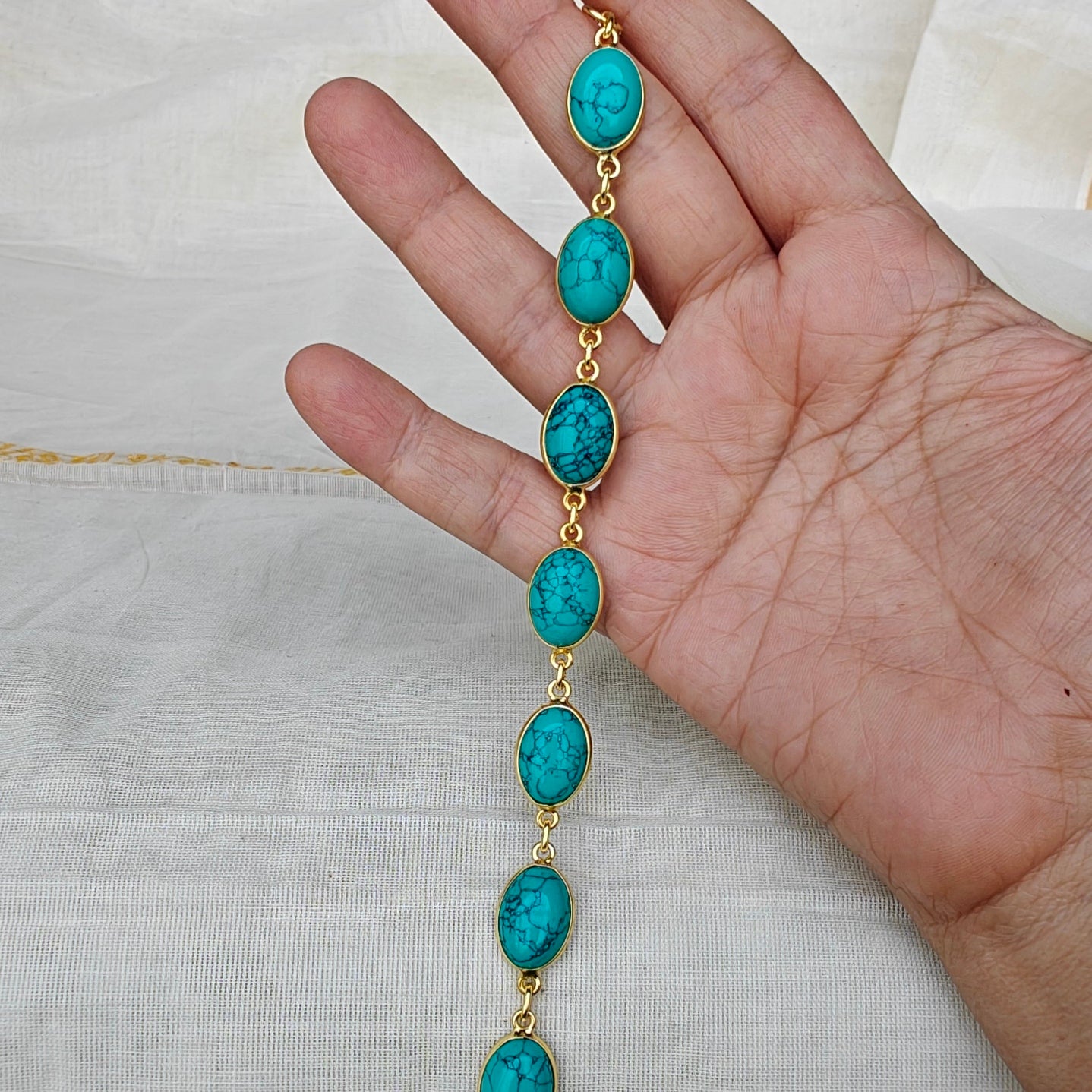 Natural stones slim bracelet