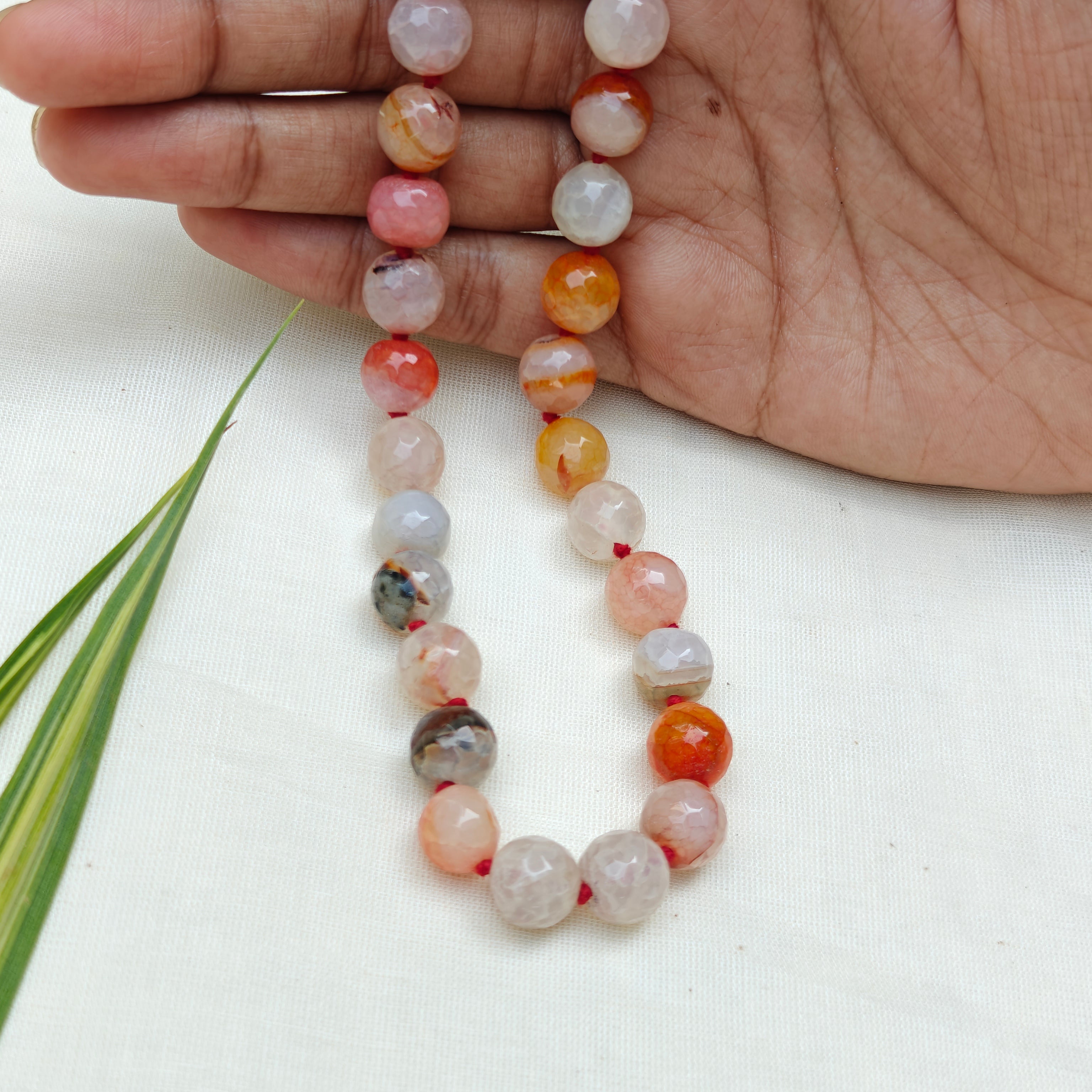 Agate beads short necklace