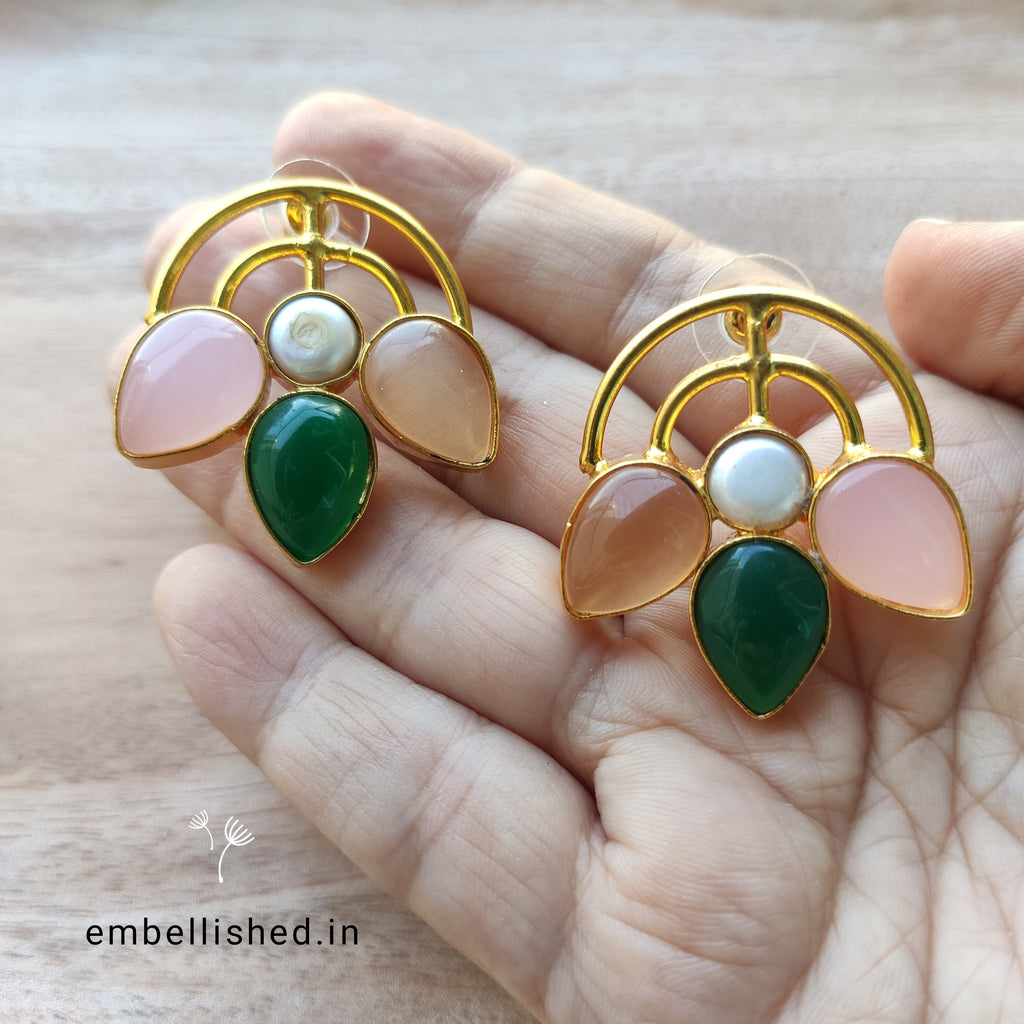 Monalisa dewdrop big studs