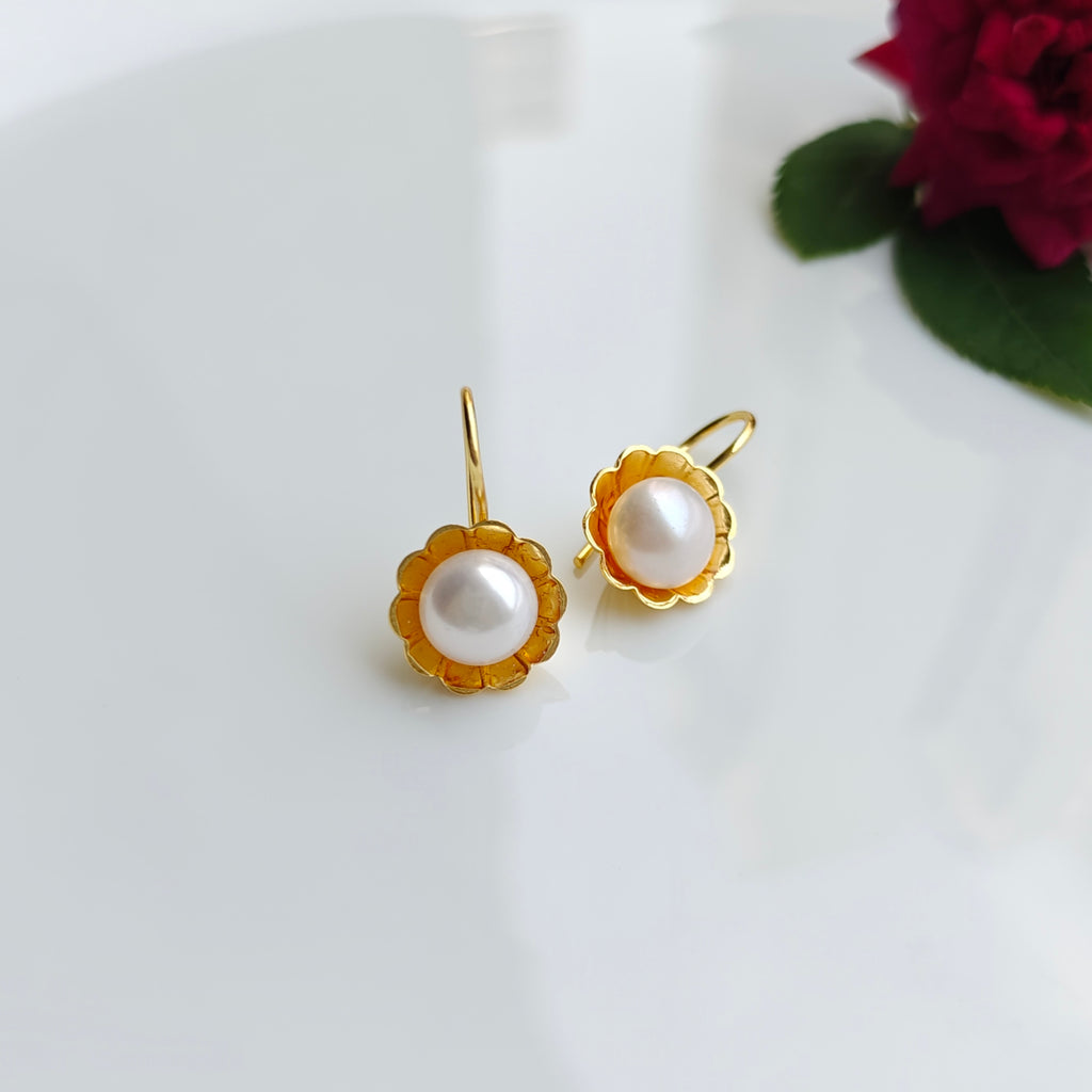 Golden Bloom Pearl hooks