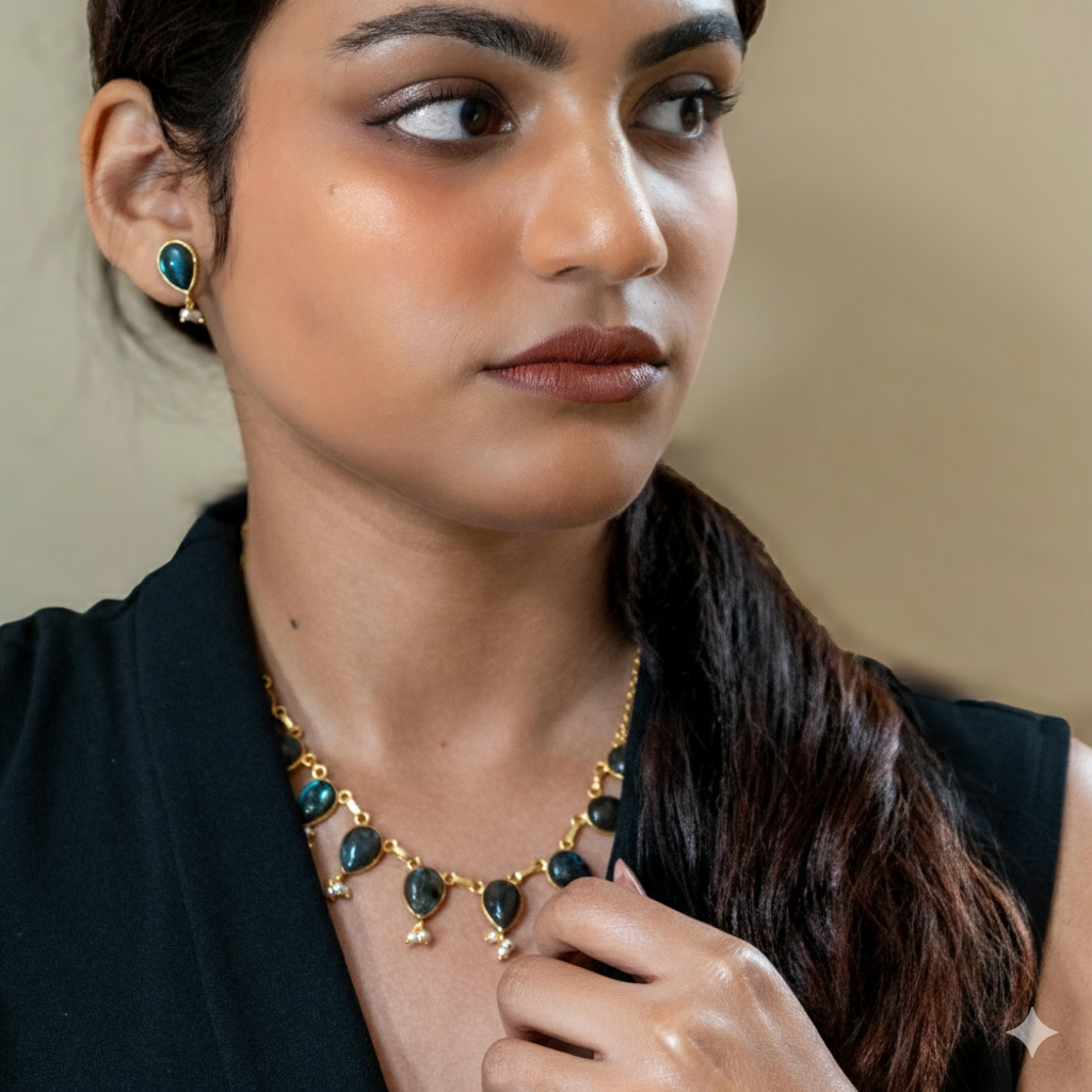 Raindrops choker set with pearl hangings - labradorite