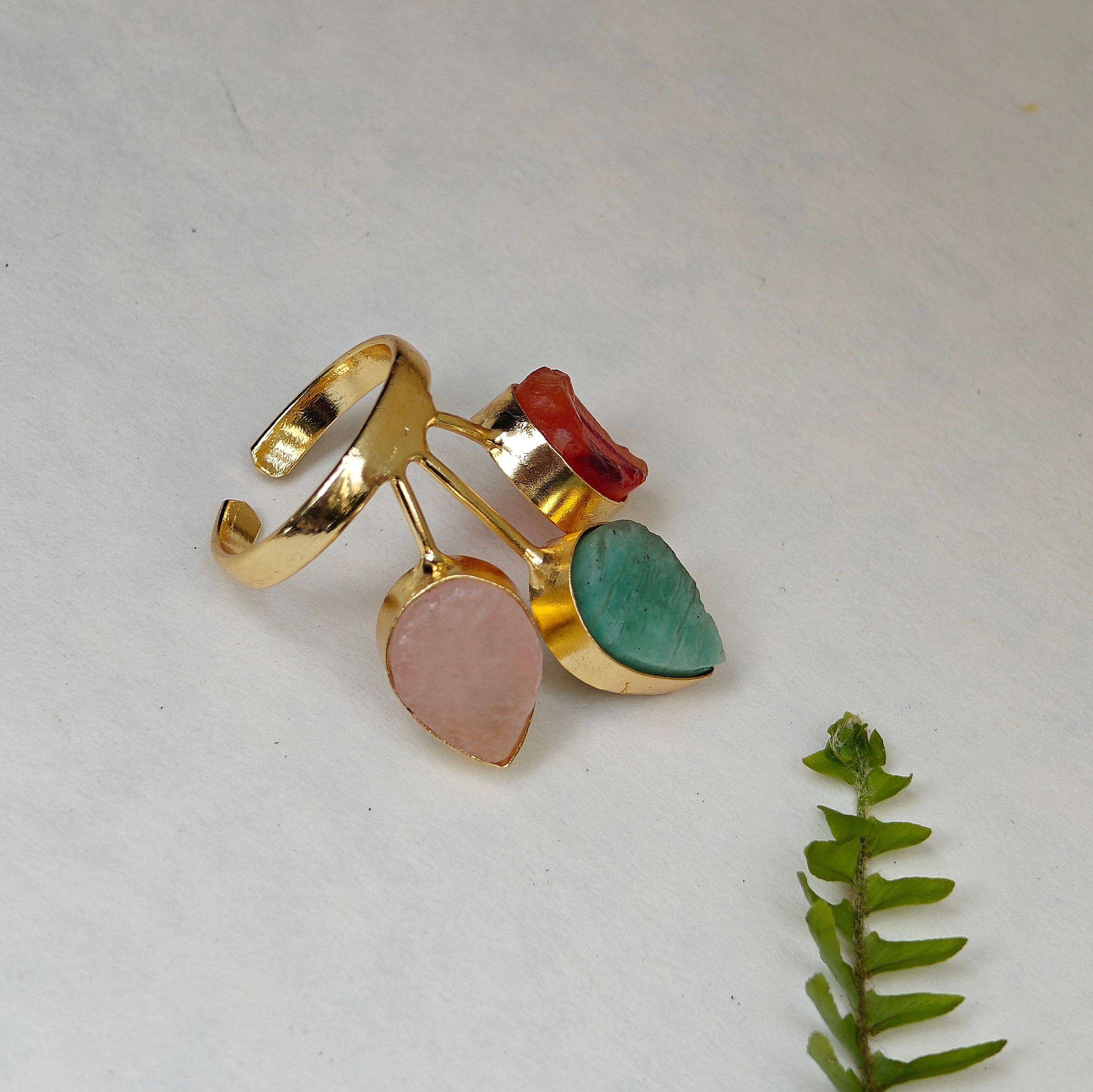 Raw stones Crown finger ring
