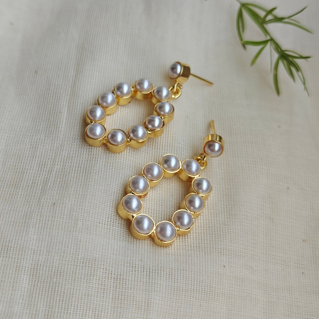 Mini Pearl Oval drop earrings