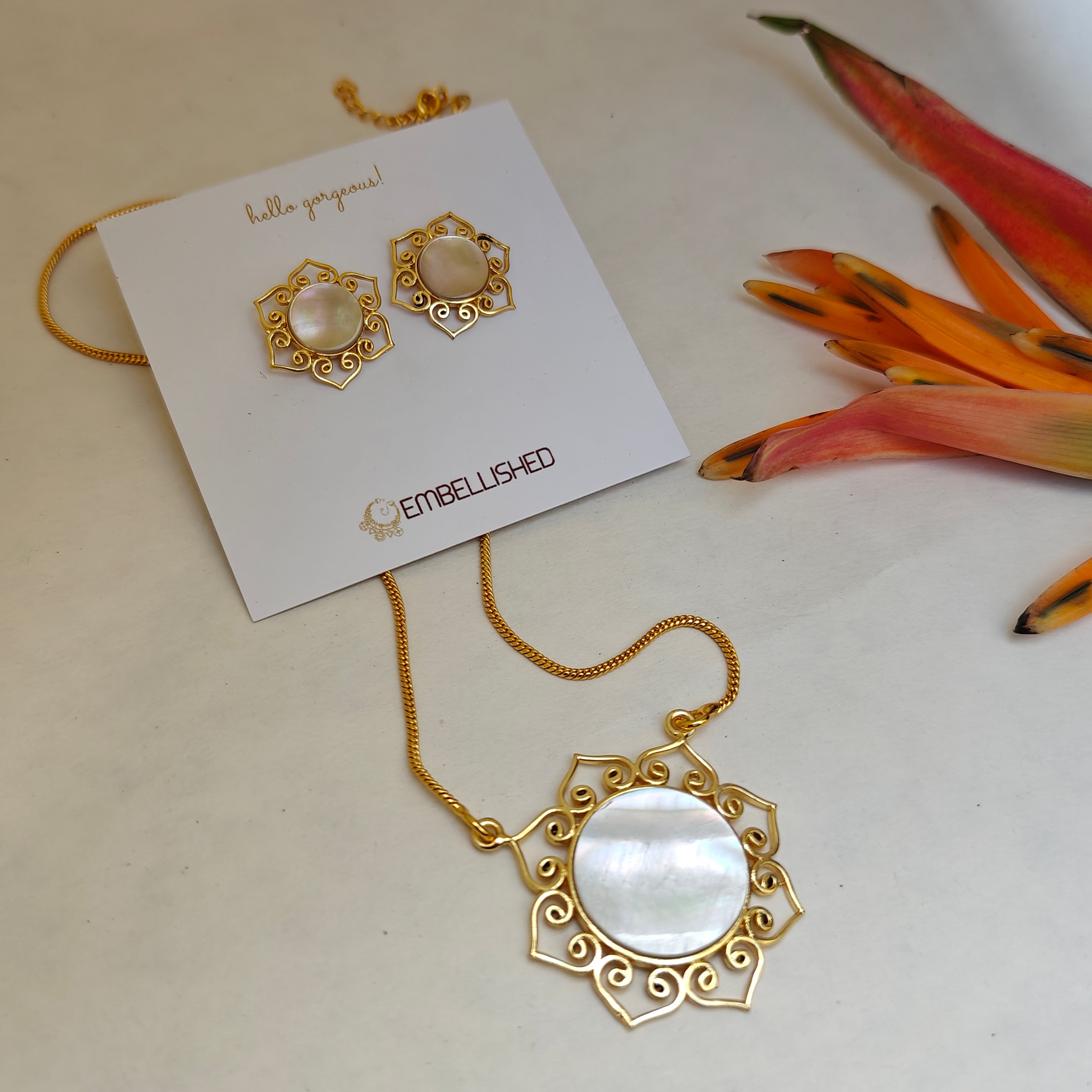 Mother of Pearl Filigree Pendant necklace set