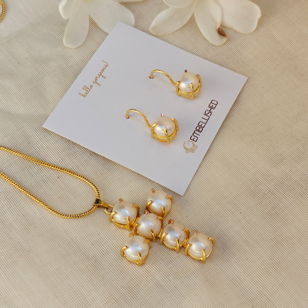 Cross Pearl Pendant Necklace Set
