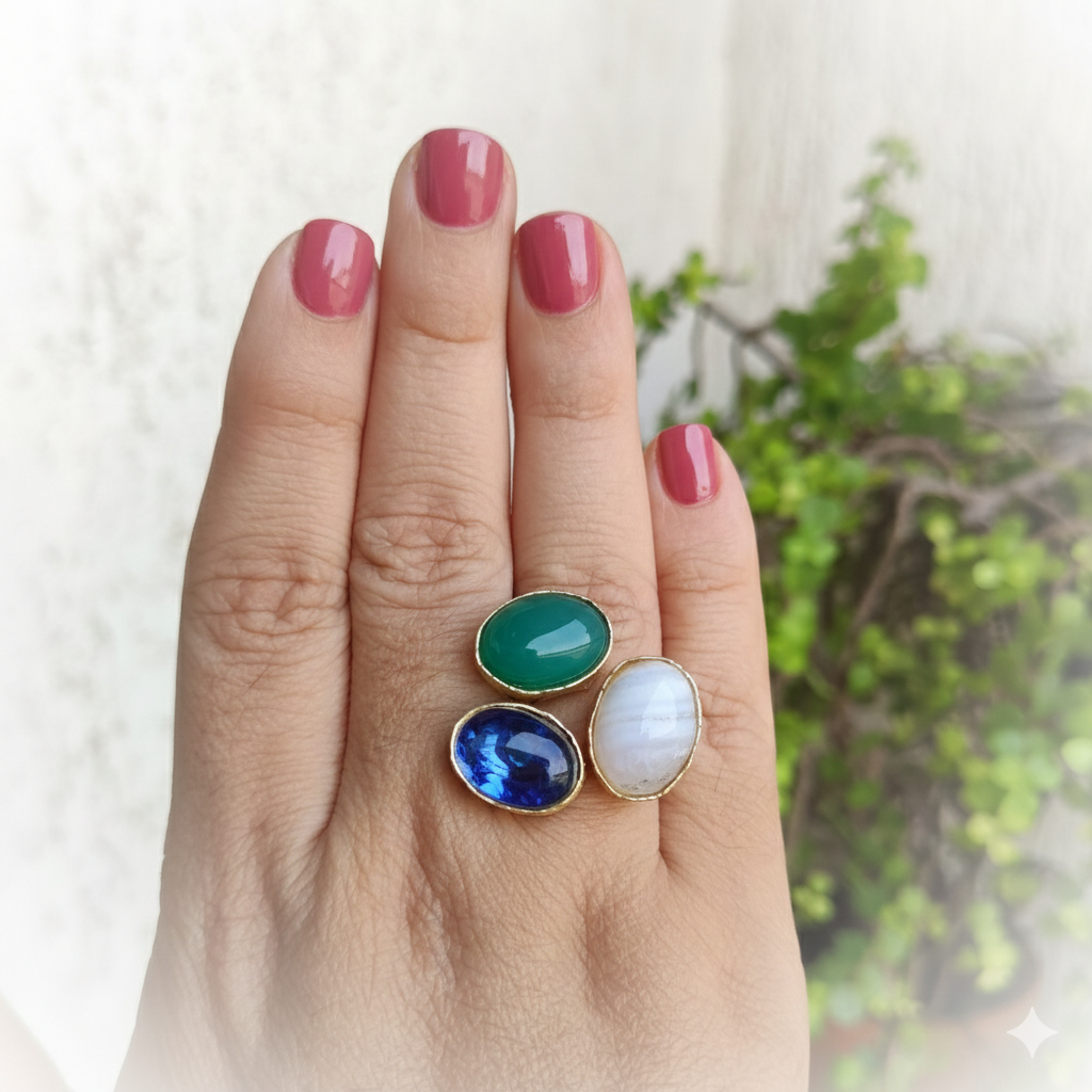 Mixed stones trio open finger ring